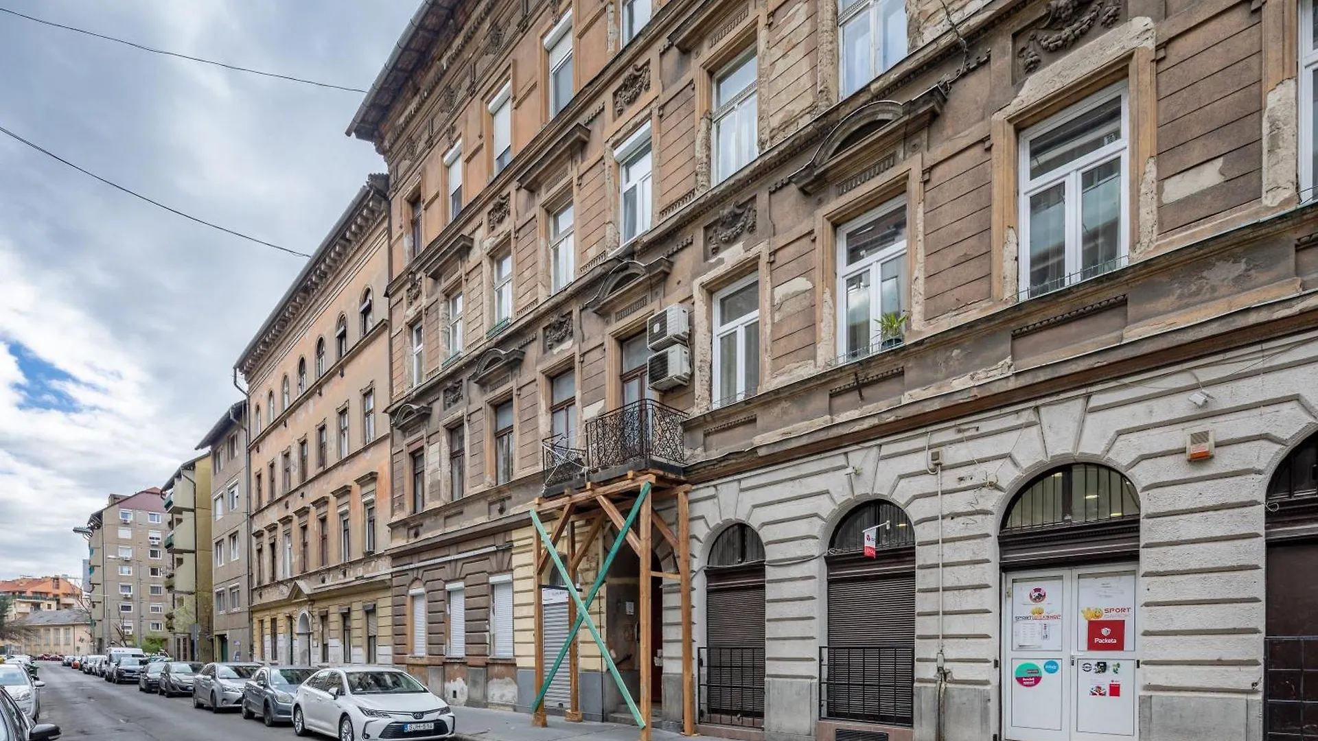 Central And Cute With 3 Rooms And Ac Budapeste Hungria