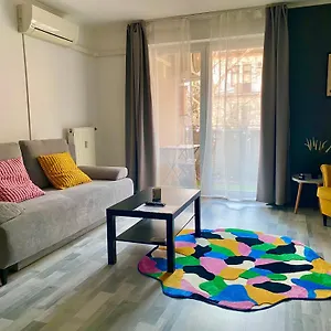 Apartman Marton With Free Parking, Budapest